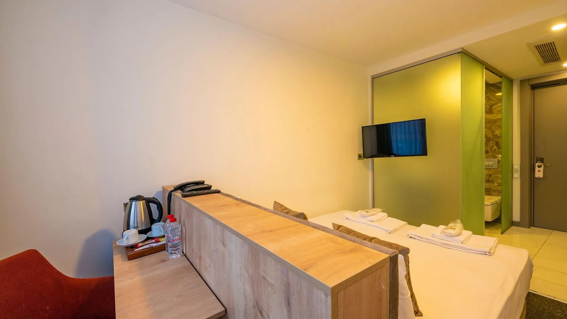 Taksim Hotel V Plus Istanbul 3*,